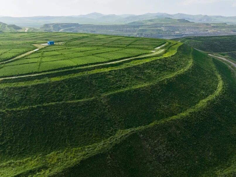 天蓝水清地绿通辽生态焕新颜 图片