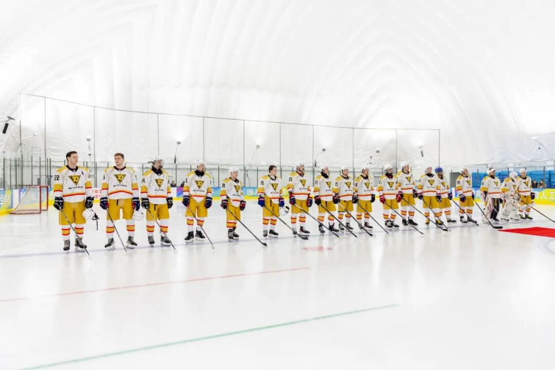 以冰为桥续写中俄体育合作新篇章，首体院成功举办中俄青年冰球文化交流营