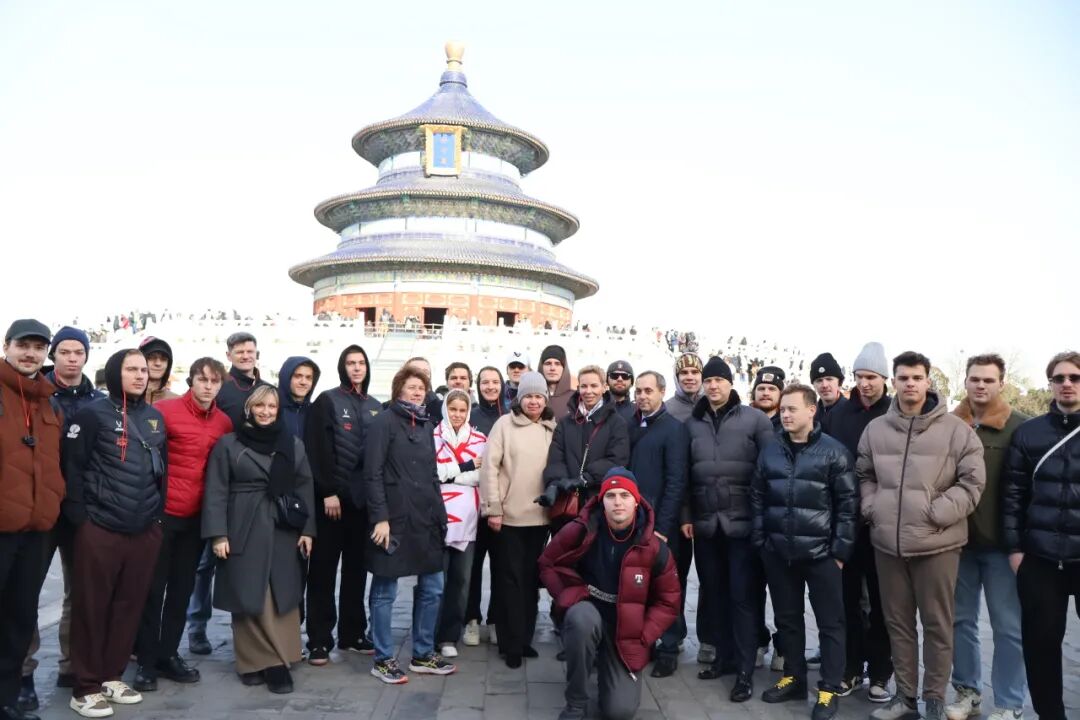 以冰为桥续写中俄体育合作新篇章，首体院成功举办中俄青年冰球文化交流营