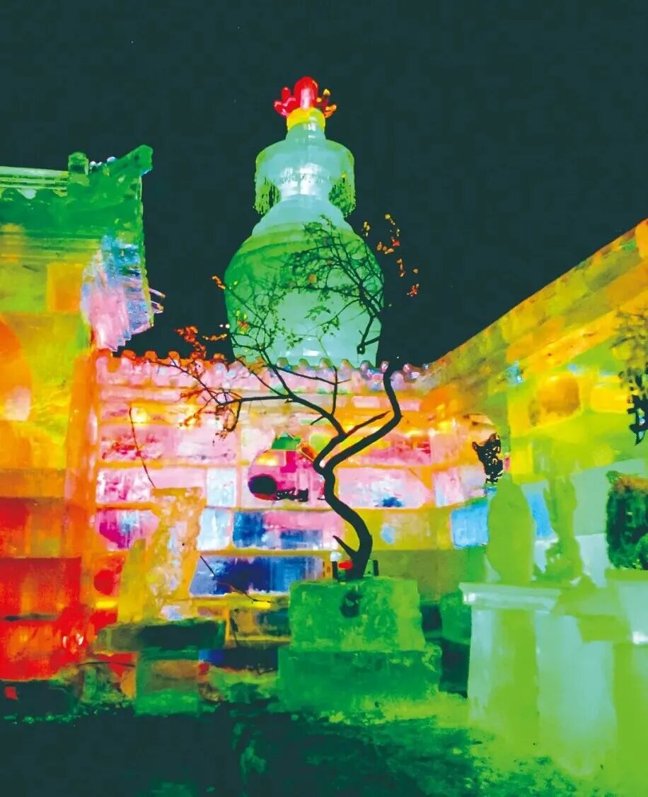 一波“回忆杀”,你看过80年代的冰灯吗? 胡中安 摄于1987年.jpg