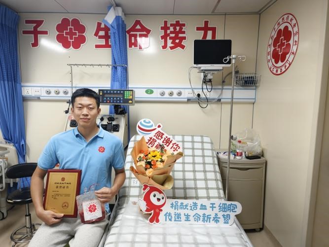 “00后”教师把生命课写进人生的编年史