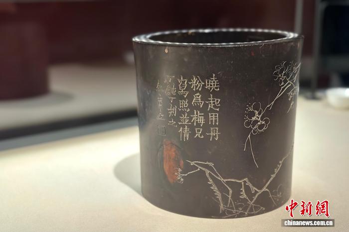 (新春走基层)趣说“文人四事” 专家“开团”逛展受追捧