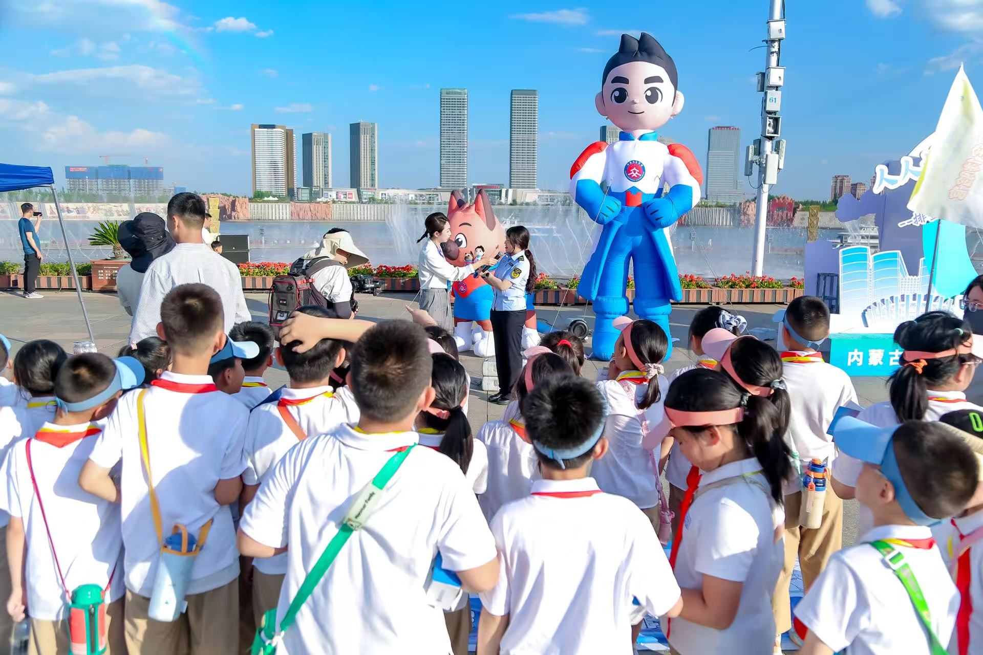 安全宣传“活”起来、“火”出圈——内蒙古自治区“安全宣传咨询日”活动举办