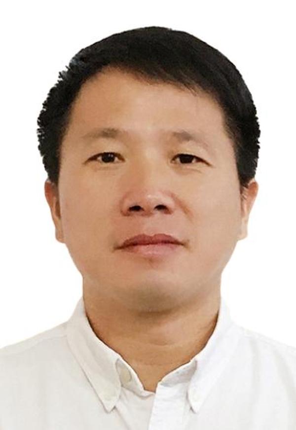 ​傅军民