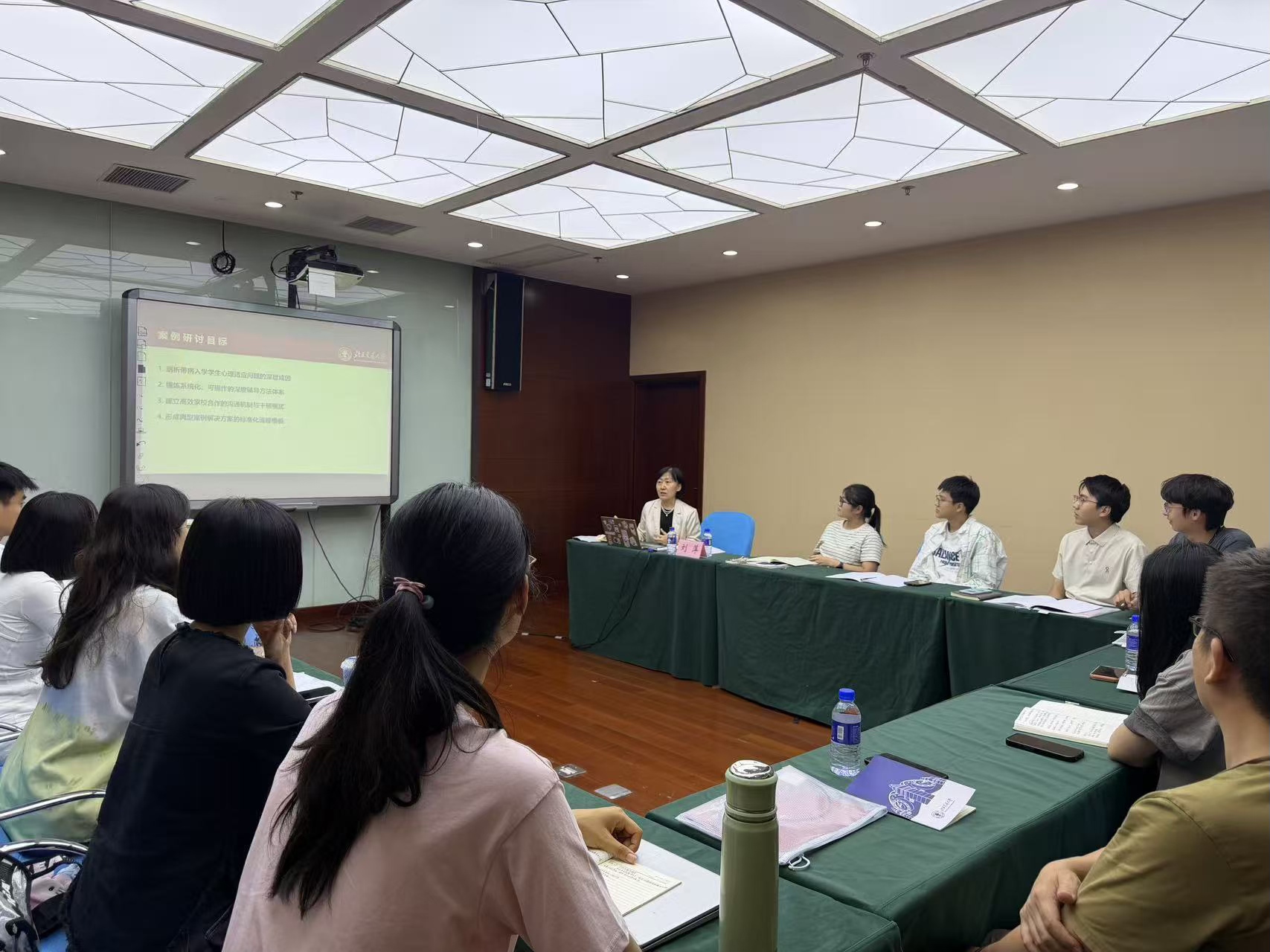 北京高校新时代立德树人工程创新实践专题报道 | 北京交通大学:辅导员学院锻造思政育人铁军 北京高校新时代立德树人工程创新实践专题报道 | 北京交通大学:辅导员学院锻造思政育人铁军