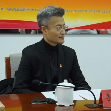 以德艺双馨丰满雄伟的人格 把北京故事讲得愈来愈精彩——北京市广播电视局召开播音主持座谈会 以德艺双馨丰满雄伟的人格 把北京故事讲得愈来愈精彩——北京市广播电视局召开播音主持座谈会