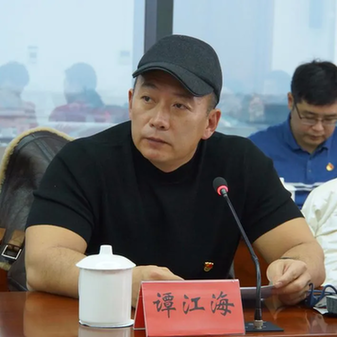 以德艺双馨丰满雄伟的人格 把北京故事讲得愈来愈精彩——北京市广播电视局召开播音主持座谈会 以德艺双馨丰满雄伟的人格 把北京故事讲得愈来愈精彩——北京市广播电视局召开播音主持座谈会