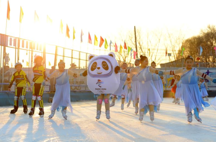 冰雪进课堂！海陀山下，这座小学164位学生人人会滑冰