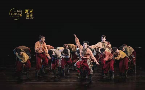 文艺评论 | 为时代而舞——评舞蹈《阳光下的麦盖提》