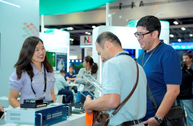 全新起航沙漠明珠：“中国（北京）联合展台”再赴迪拜数字时代之约