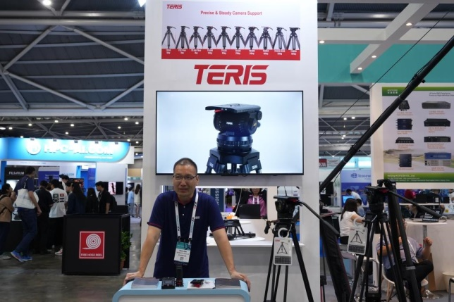 互学互鉴 互利共赢: “中国(北京)联合展台”狮城扬起友谊之帆