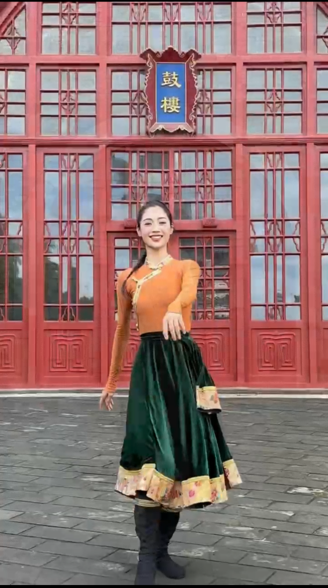 北京高校服务新时代首都发展特别报道 | 北京舞蹈学院①： 中轴线上的“大思政课” 用师生舞步丈量古都文脉