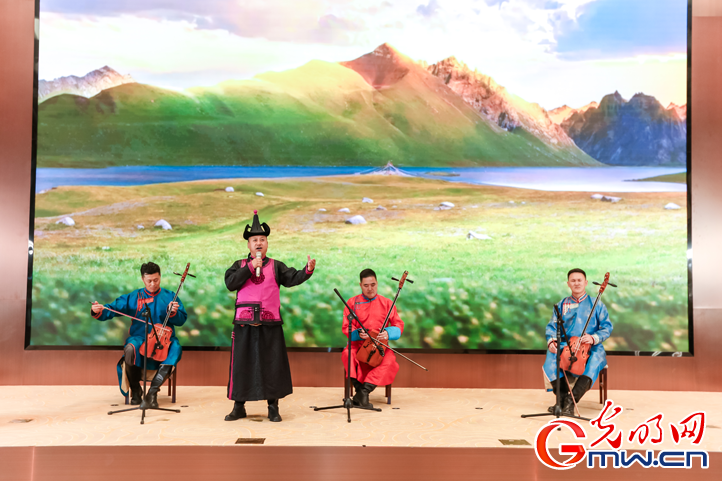 2024“中国非遗年度人物”揭晓 近距离感受非遗年度人物风采 2024“中国非遗年度人物”揭晓 近距离感受非遗年度人物风采