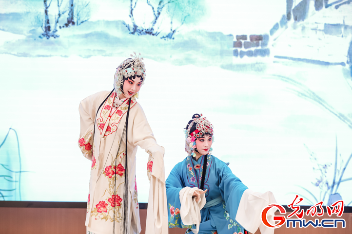 2024“中国非遗年度人物”揭晓 近距离感受非遗年度人物风采 2024“中国非遗年度人物”揭晓 近距离感受非遗年度人物风采