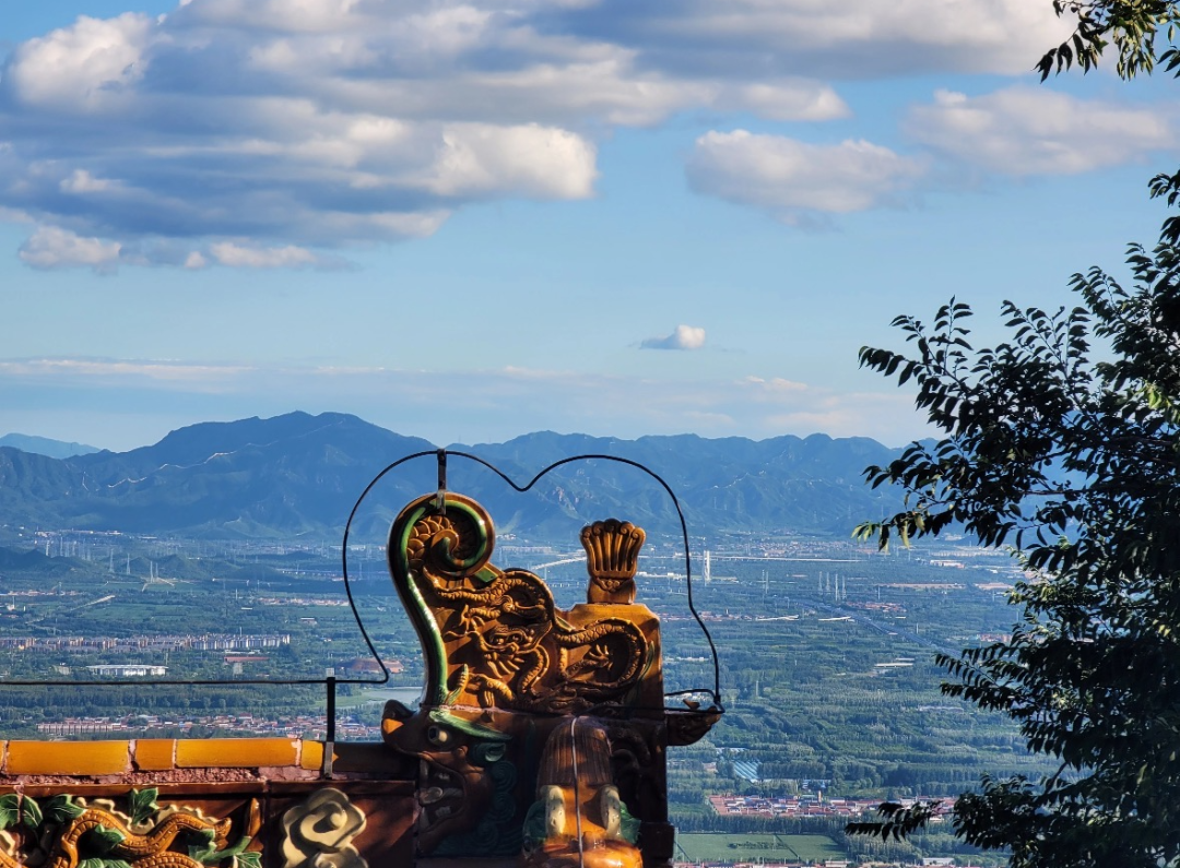 俯瞰延庆!奔赴应梦寺的清凉“仙境” 8fcdf0879bf16613dfb132d599c2e6b.jpg