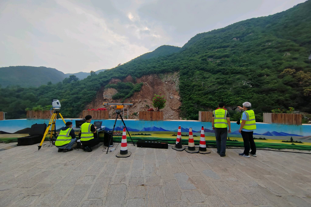北京市地勘院全力以赴做好强降雨期间地质灾害防范应对