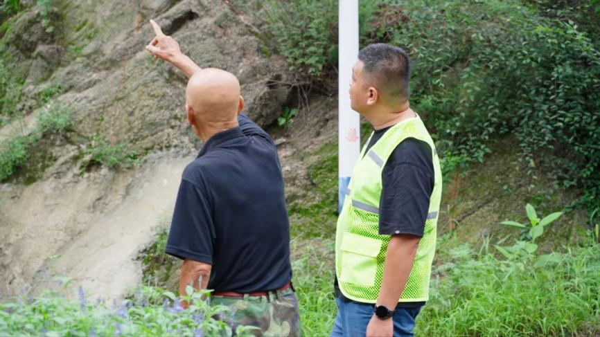 暴雨持续致地灾风险陡增，北京市规划自然资源委延庆分局一线战险情护民生