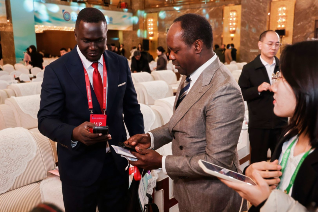 聚势共生 未来视听 2025北京国际视听大会开幕 聚势共生 未来视听 2025北京国际视听大会开幕