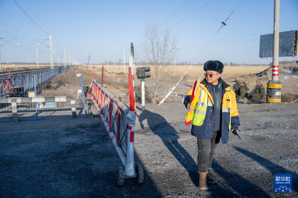 新春走基层丨老伙计和老道口共迎春运