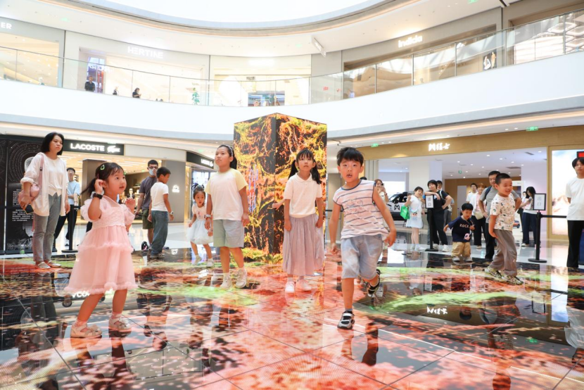 北京超高清视听·行|超高清视听奇境落地万象汇,首都公共文化新场景激发假日活力