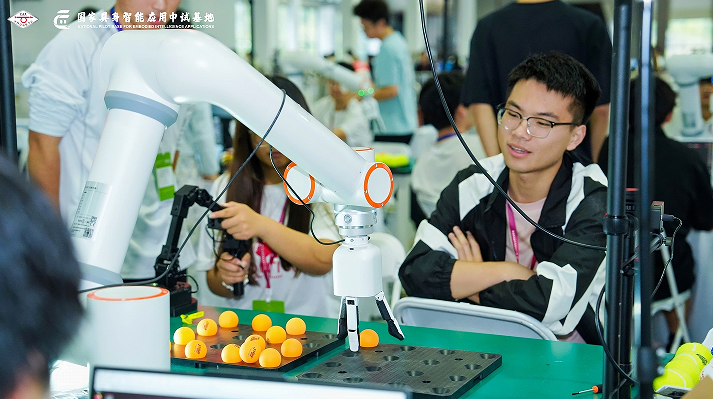 2026中国机器人大赛首次新增具身灵巧操作赛道 2026中国机器人大赛首次新增具身灵巧操作赛道