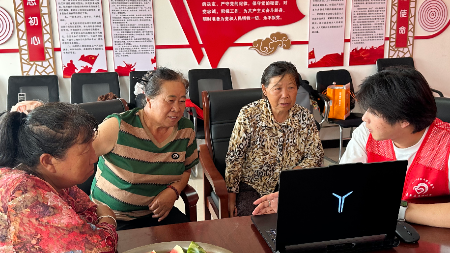 北京高校新时代立德树人工程创新实践专题报道|北京北大方正软件职业技术学院:让AI走进乡亲们的日子里 北京高校新时代立德树人工程创新实践专题报道|北京北大方正软件职业技术学院:让AI走进乡亲们的日子里